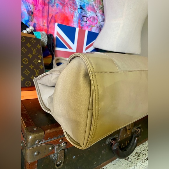 Pretty & Super Functional TORY BURCH Monogram Camel Canvas Tote Bag Purse Roomy - Picture 4 of 11